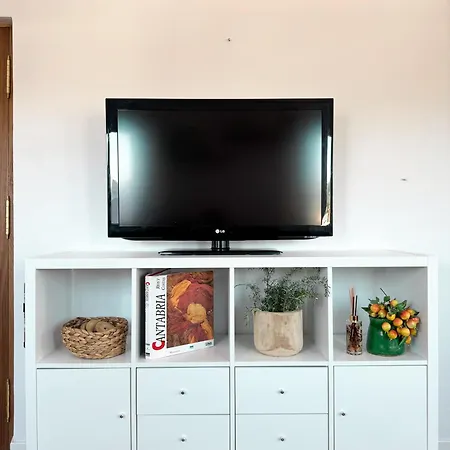 Cozy 1 Bedroom Apartment