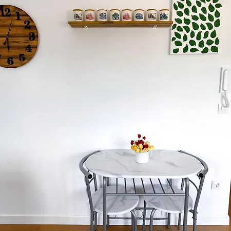 Cozy 1 Bedroom 托雷拉韦加