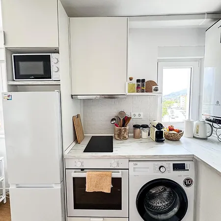 Apartment Cozy 1 Bedroom *